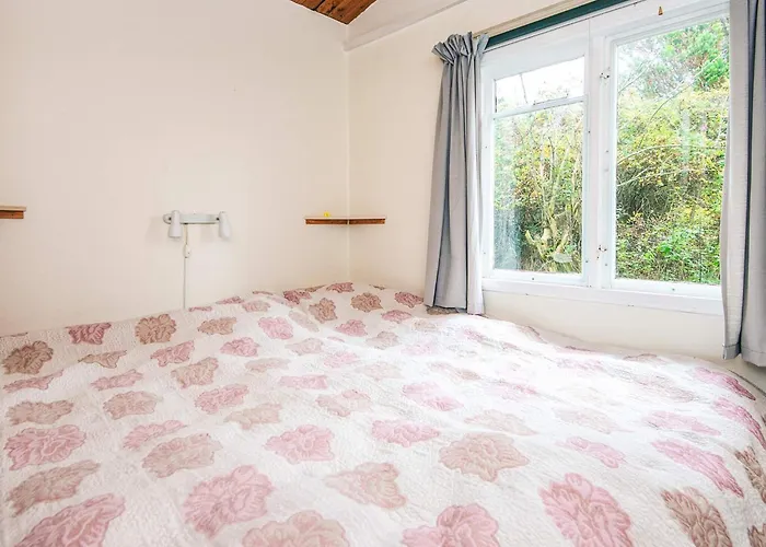 2 Person In Фанё